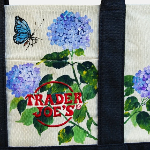 Trader Joe’s Mini Canvas Tote Hand Painted Blue Hydrangea Butterfly New - Picture 4 of 4